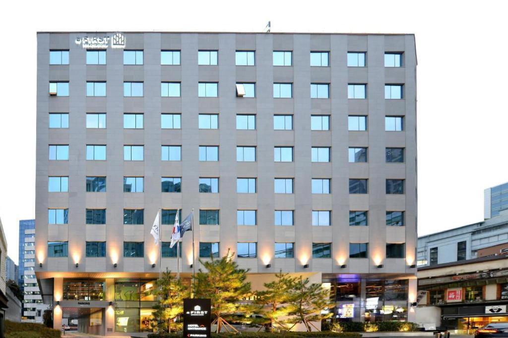 Afirst Hotel Myeongdong Seoul Exterior photo